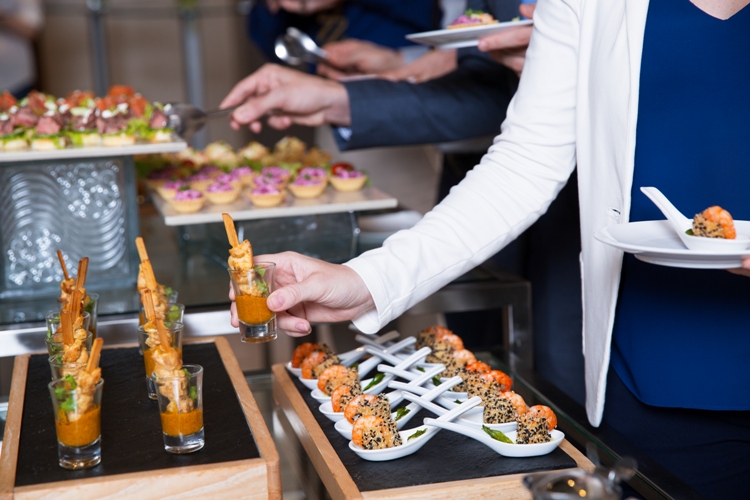 Why Catering Food Trucks are Perfect for Film and Production Shoots